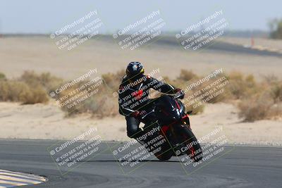 media/Mar-28-2022-Superbike Trackdays (Mon) [[b8603d0f67]]/Open Track Time/Turn 16/